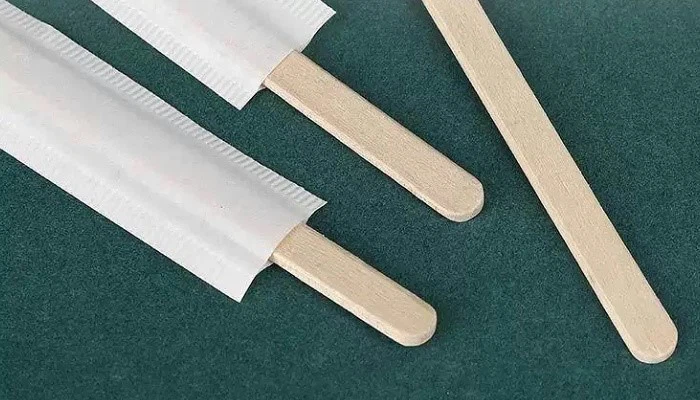 Individually wrapped wooden coffee stirrers for airline and hotel hygiene Individually wrapped wooden coffee stirrers for airline and hotel hygiene